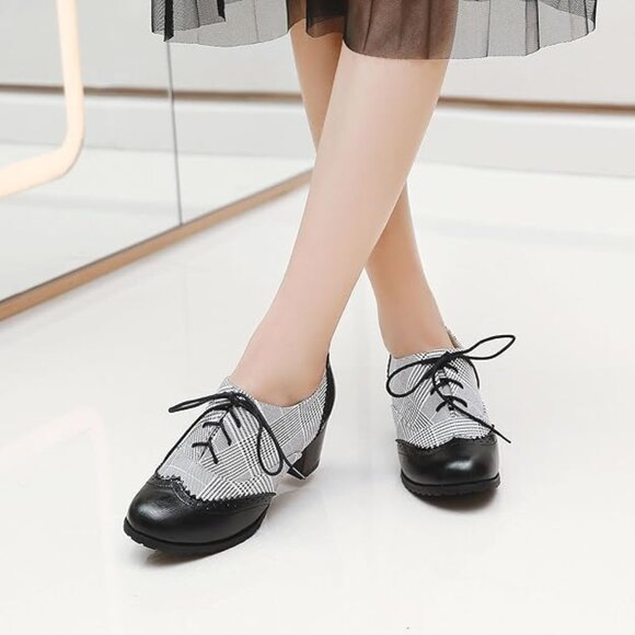 NEW! Women's Retro Wingtip Block Heel Lace Up Oxfords Stacked Chunky High Heels - Picture 2 of 6